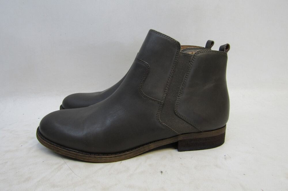 Franco Sarto Womens Size 7.5 M Gray Leather Zip Ankle Fashion Boots Booties